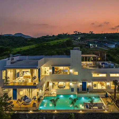 Ekostay Luxe - Hercules Villa-3